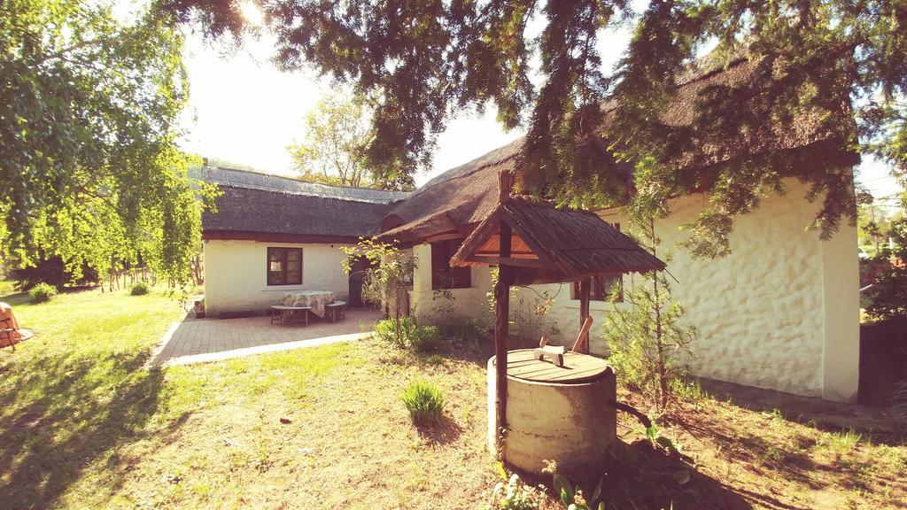 Szigligeti Nadfedeles Villa Ngoại thất bức ảnh